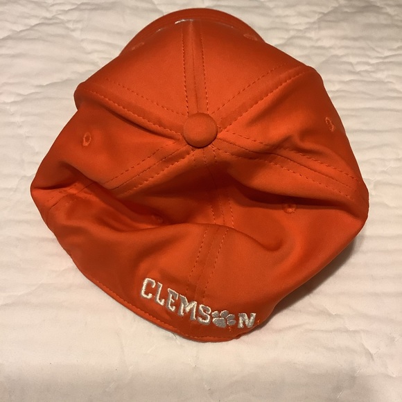 New Clemson Tigers Memory Fit Hats - Picture 5 of 8